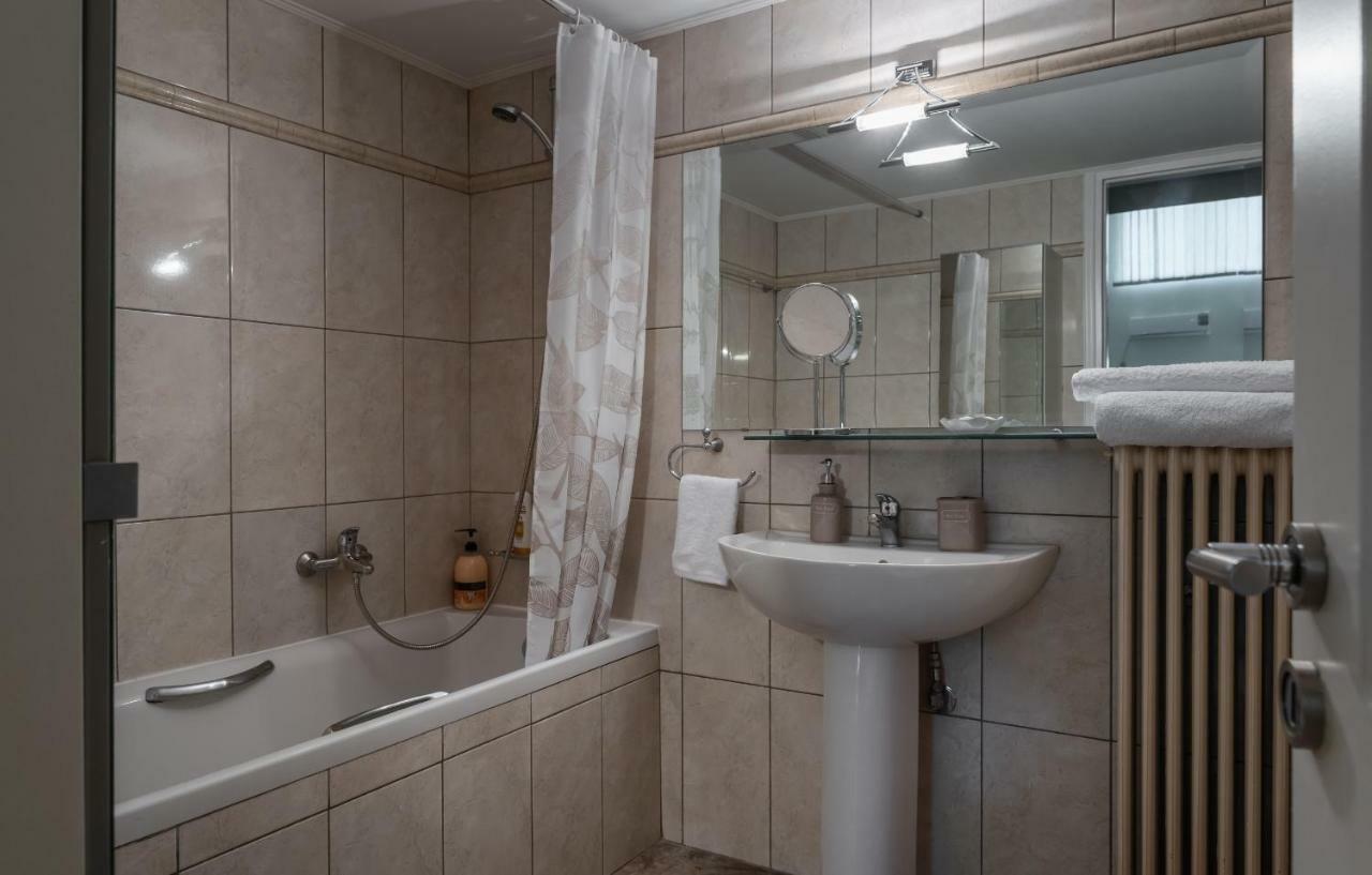 Acropolis Koukaki Loft Private Garden Daire Atina Dış mekan fotoğraf